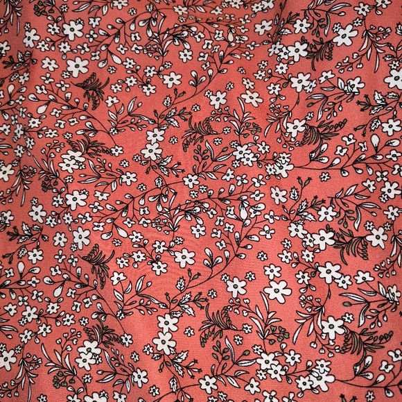 Max Studio wrap blouse floral sz L - Picture 2 of 10